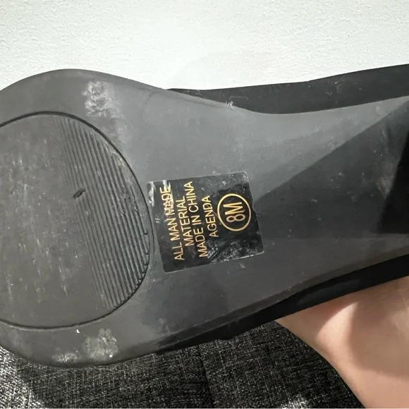 Agenda Black Lace-Up Ankle Booties Size 8W - Picture 2 of 3